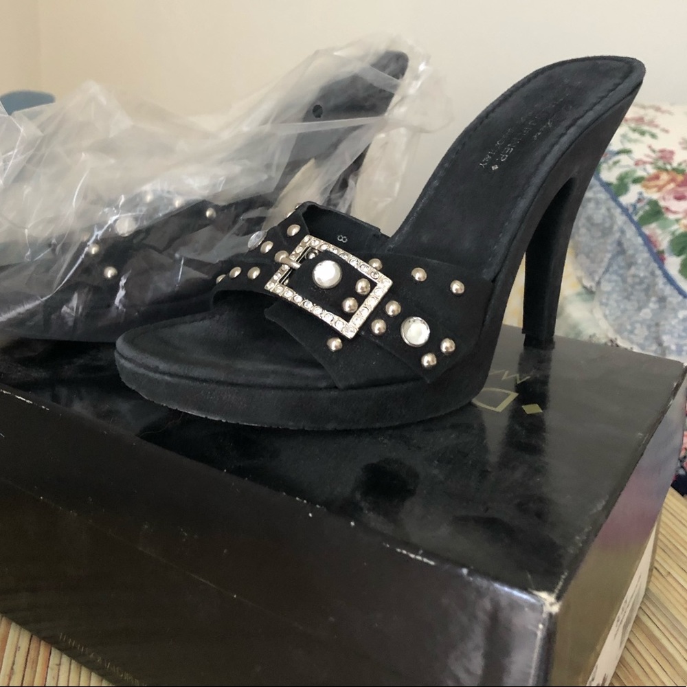 Donald J. Pliner - Black Suade/ Metallic Heels